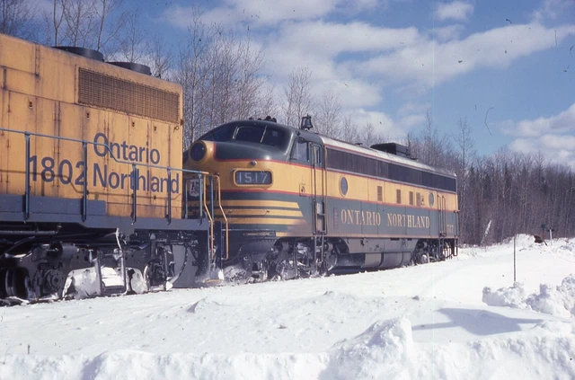 PASSENGER ACTION   Ontario Northland  Polar Bear Express trailing unit