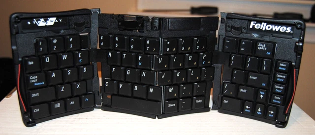 iPAQ Portable Keyboard Folding Fellowes Stowaway  90187