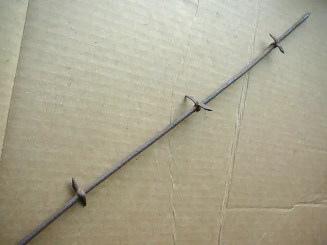 HAISH'S HALF ROUND STICK TITE TWO POINT BARB on ROUND LINE   ANTIQUE BARBED WIRE