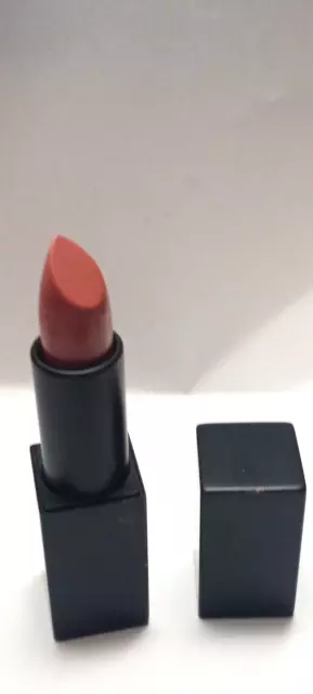 Lápiz labial audaz NARS desnudo sin pegatinas 0,14 oz nuevo en caja