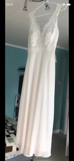 Long wedding dress