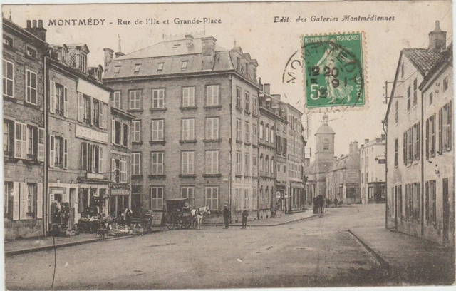 CPA 55 MONTMEDY Rue de l'ile et grande-place