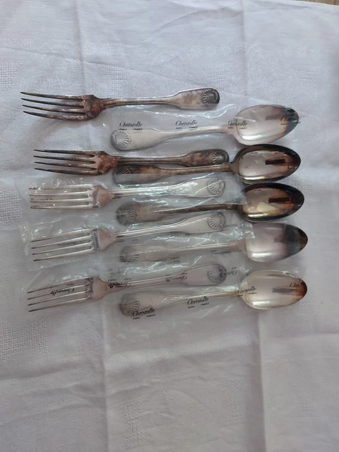 Lot 2 de 5 fourchettes et 5 grandes cuillères en métal argenté vintage - Arts de la table