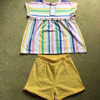 Tu @ Sainsburys girls age 5-6 summer shorts & T-shirt set. Excellent condition