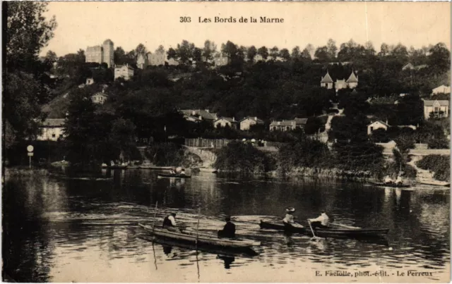 CPA Les Bords de la Marne (1352800)