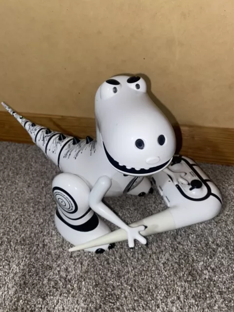 Sharper image robotosaurus charger deals