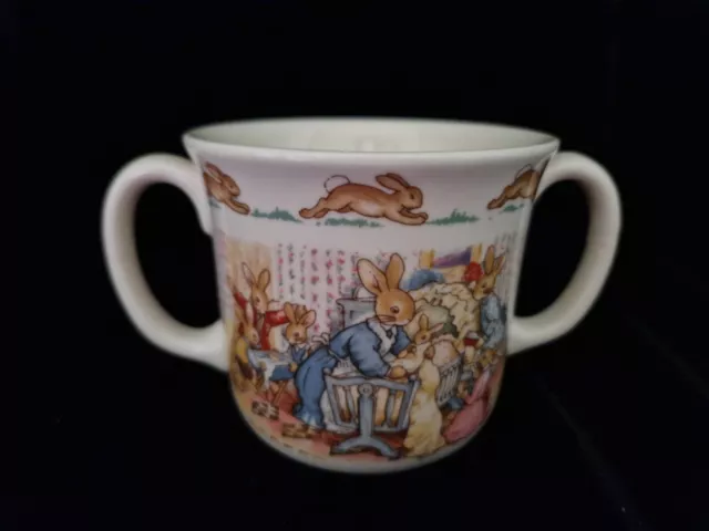Copa de bautizo de bebé vintage Royal Doulton Bunnykins Bone China con dos asas