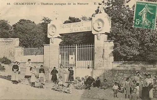 Cpa Champigny Theatre Antique De La Nature