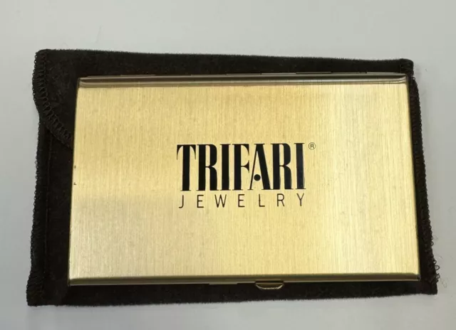 Vintage TRIFARI Saleswoman/Salesman Business Card Holder With Calculator 1970’s