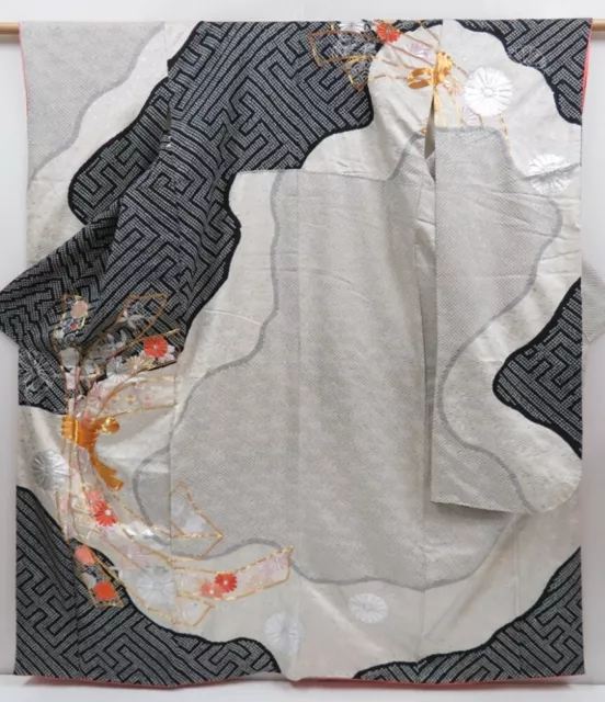 3015T02z1400  Japanese Kimono Silk FURISODE Tabane-noshi Off-white