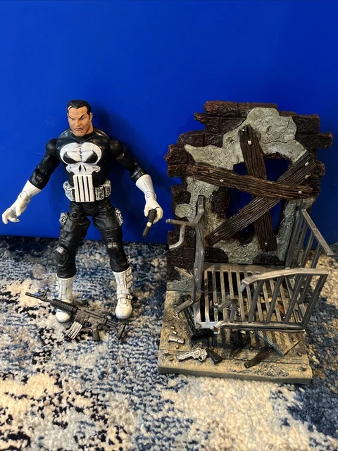 ToyBiz Marvel Legends Punisher - Series 4 - Loose & Complete
