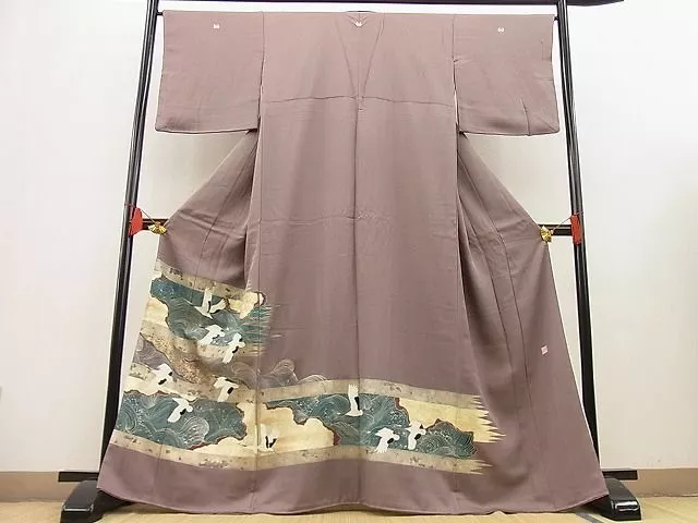 Iro Tomesode Montsuki Kimono   Artist'S Embroidery Tachinami Flying