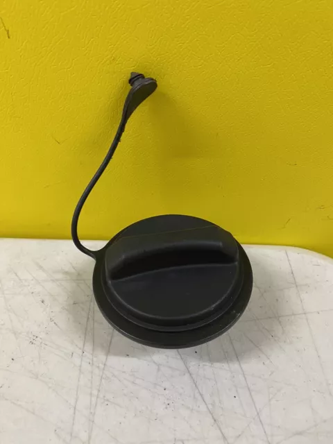 2002-2012 Ford Fusion Petrol / Diesel Fuel Cap With Anti Lose Cord Strap