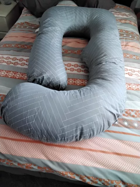 J shaped 2025 pillow case