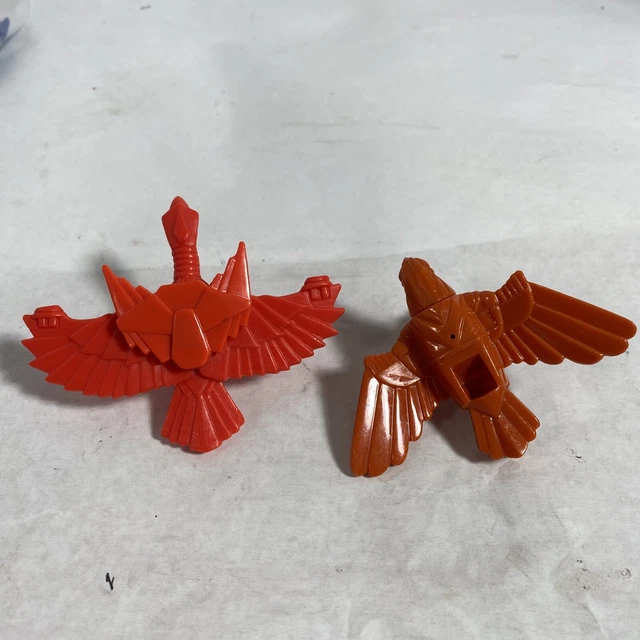 2 VTG  Volt-Ure action figure part 1986 Silverhawks Molecular,  May Day Bird
