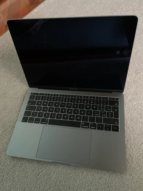 Apple MacBook Pro 13.3" 2017 (256GB SSD, Intel Core i5, 2.3GHz , 8GB)