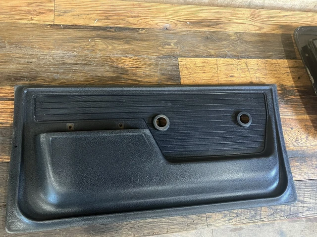 1969-1972 Chevy K5 Blazer Gmc Jimmy Drivers Side Door Panel Oem  3998025 C10 K20
