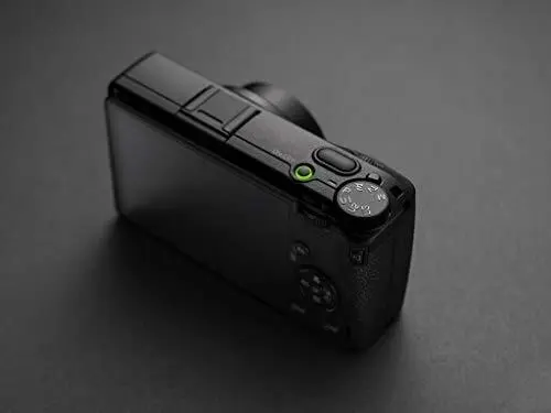 Ricoh GR III Digital Compact Camera, 24mp, 28mm f 2.8 lens with Touch Screen 2