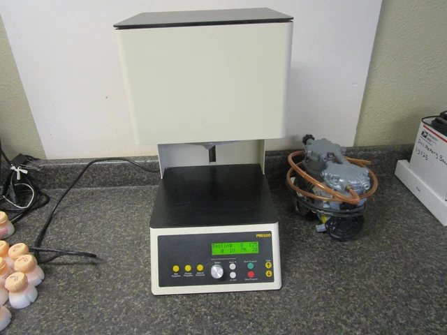 Whip Mix / Intra-Tech Pro 100 Dental Furnace with Vacuum Pump