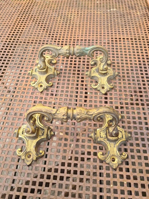 Ancienne Paire De Poignées En Bronze De Piano