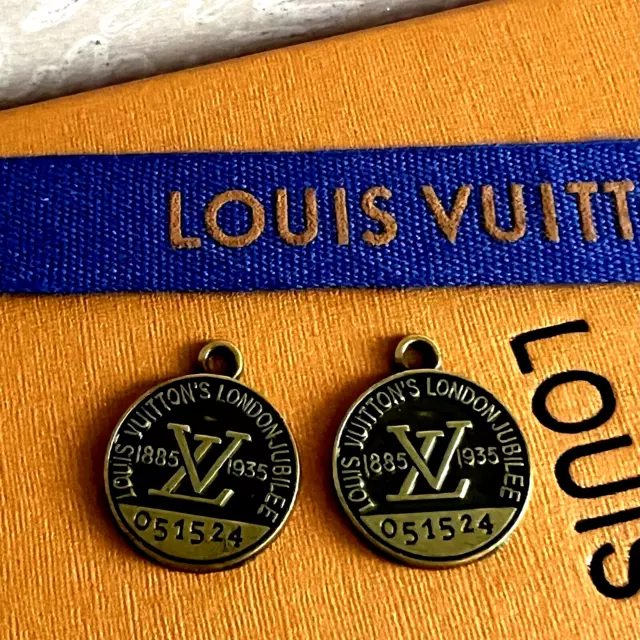 1 Louis Vuitton Metal Button Zipper pull 40 mm 1,57 inch large LV emblem  gold