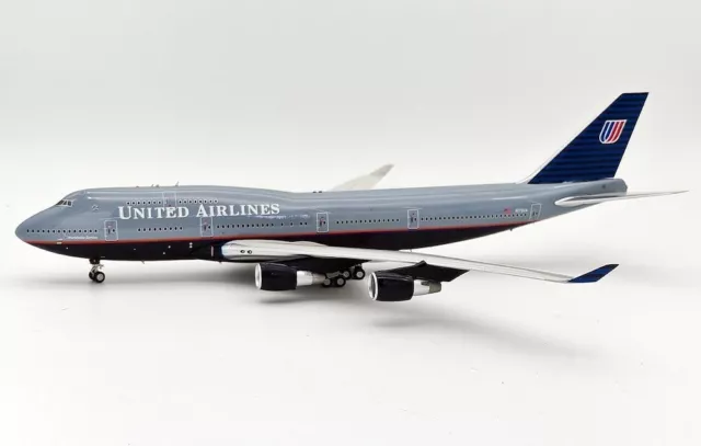 1:200 IF200 United Airlines Boeing 747-422 N179UA W/Stand