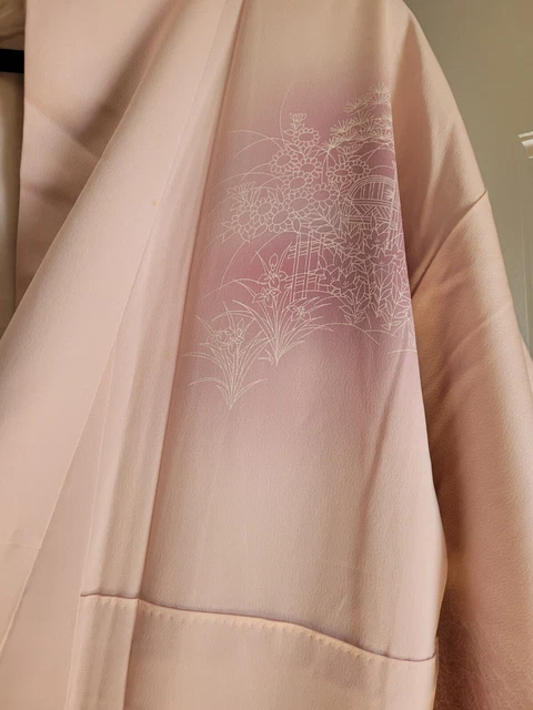 Light Pink Hand-painted Vintage Japanese 100% Silk Kimono 2