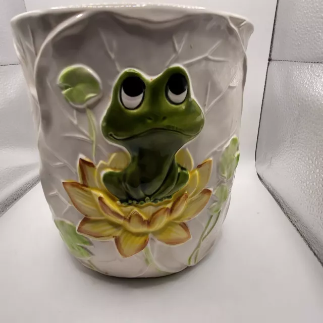 Sears, Roebuck, And Co. 1979 Frog Canister (No Lid)