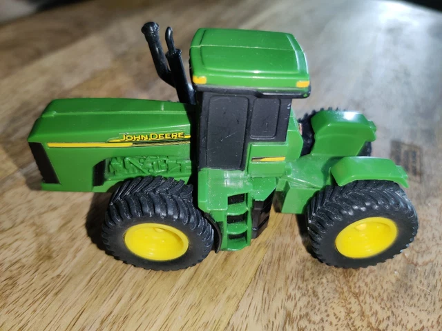 1/64 Ertl John Deere 9620 with 4WD Farm Toy Tractor Diecast