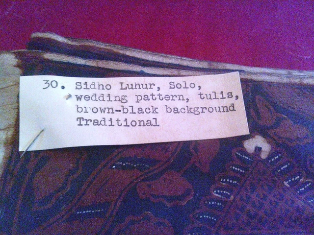 Antique Vintage Sidho Lunur Indonesia Stamp Batik Wedding Fabric New Handmade