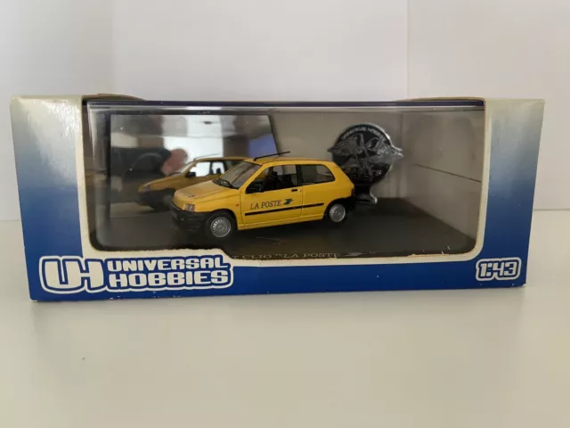 Renault clio "la poste" - Universal Hobbies - 1:43