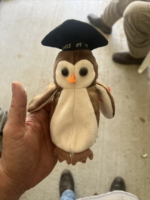 Ty Beanie Baby WISE the Owl NWT Graduation Class of 1998