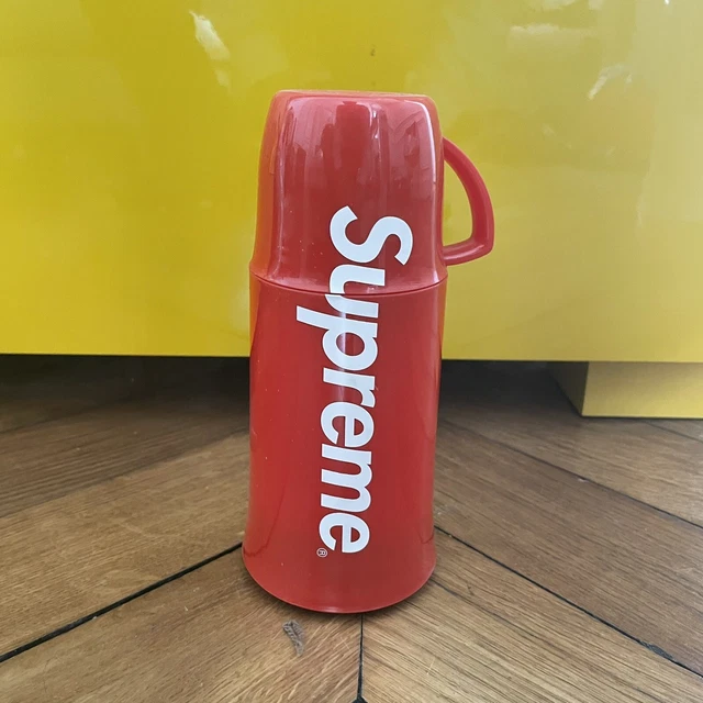 【新品未使用】Supreme Helios Logo Thermos 水筒 楽天市場】【Supreme 14AW Helios 別注 Logo Thermos Red