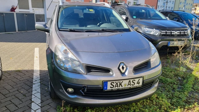 Renault Clio Grandtour Expression 1.2 16V 75 Klima Bastlerfahrzeug