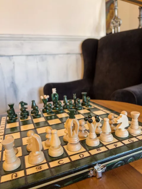 Apple Green Chess Set with Chess Pieces - Chessboard Made in Europe 2