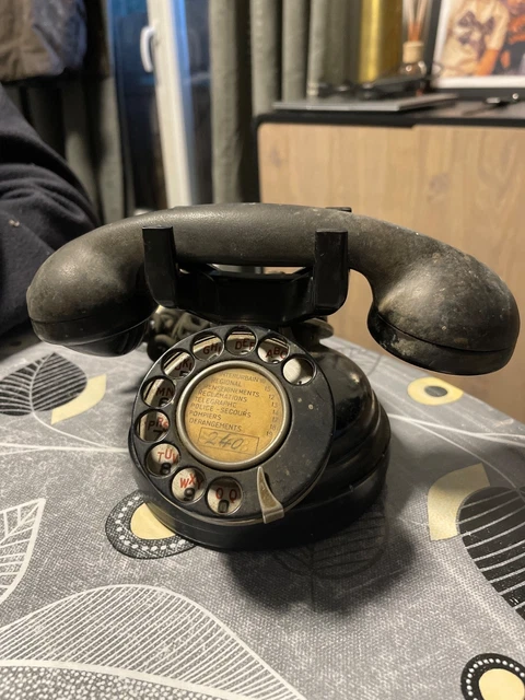 Téléphone Vintage TELIC à Cadran - Années 1950/60 - Objet Déco - Pour Pièces / Réparation