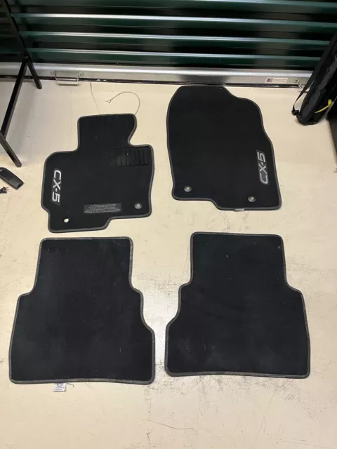 Mazda OEM CX-5 Floor Mats 2017-2021, Veh. take offs (4) Mazda OEM Floor Mats Mazda OEM CX-5 Floor Mats 2017-2021, Veh. take offs (4) Mazda OEM Floor Mats