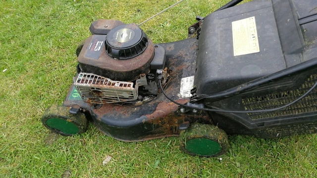 Qualcast trojan 18 petrol lawnmower clearance
