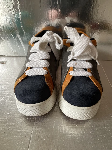 Travel fox shoes 1988 hotsell