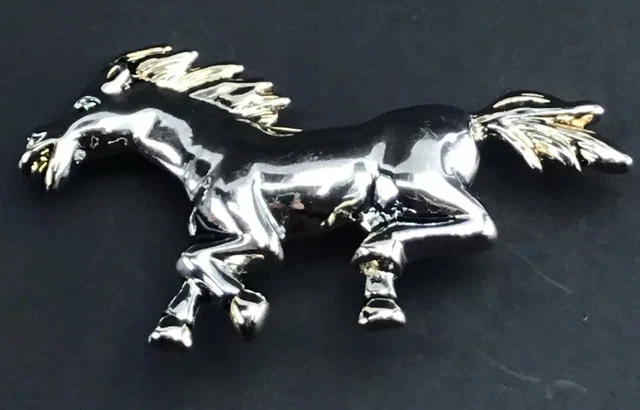 Vintage Antique Silver Mustang Horse In Action Brooch or Pin Galloping