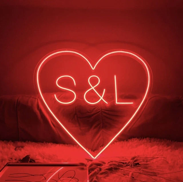 01 Heart Couple LED Neon Signage Gaming Room Home Decor As Your Own Neon Sign