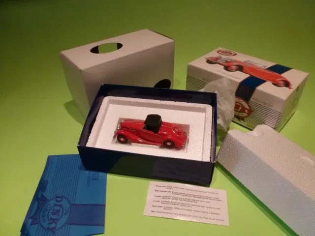 Dinky Toys Dy-S17 Triumph Dolomite 1939 - Red -  Mint Condition In Box