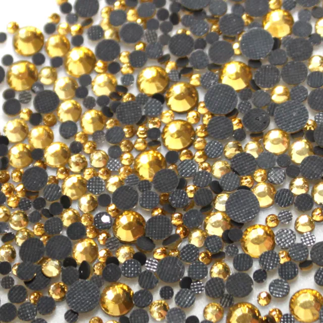 Assortiment strass JAUNE CLAIR en verre hotfix s06 + s10 + s16 + s20 n°(113)