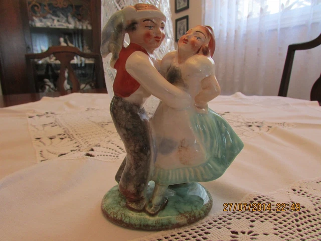 Ditmar Urbach  Figurine  couple dancing polka