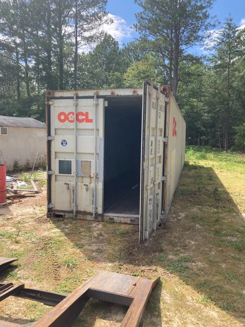 Are you looking for a versatile storage or customization solution? Contact us!