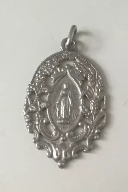 Ancienne Grande médaille Vierge Argent