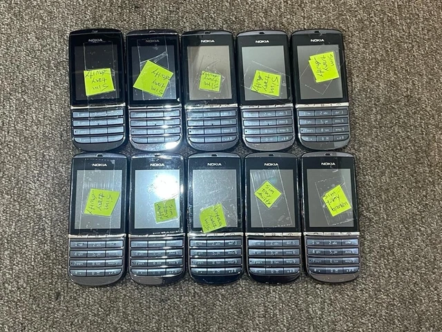 Telephono cellulare Joblot Of X10 Nokia Asha 300 grafite - difettoso per ricambi e riparazioni