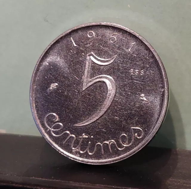 Monnaie France essai 5 centimes 1961 traces de manipulation