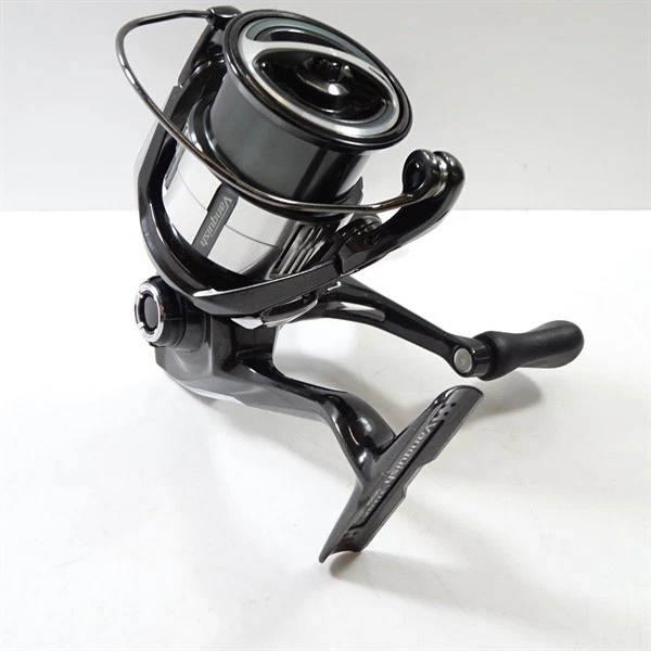 SHIMANO 23 VANQUISH C3000SDH ReelSHIMANO 23 Vanquish