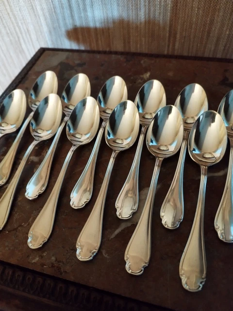 CHRISTOFLE modèle filet. Ménagère en métal argenté 37 pièces 12 personnes. #orfevrerie, @christofle